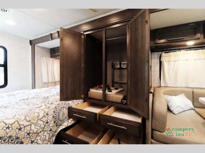 2024 Jayco Melbourne — photo 23 view