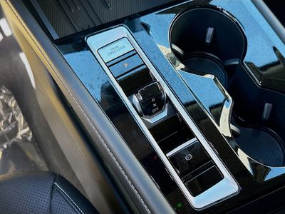 2026 Volkswagen Atlas - Photo 15