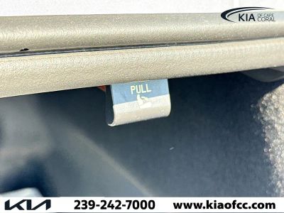 2026 Kia K5 — photo 12 view