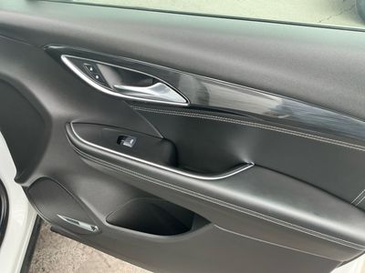 2022 Buick Envision — photo 21 view
