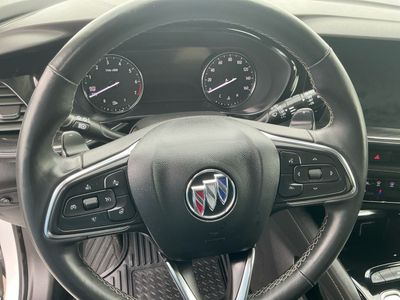 2022 Buick Envision — photo 13 view