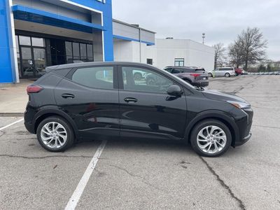2027 Chevrolet Bolt - Photo 2