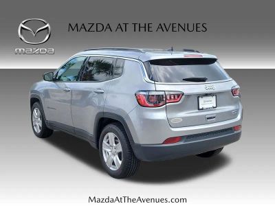 2022 Jeep Compass — detail view