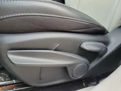 2022 Jeep Compass — photo 17 view