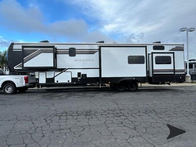 2025 Heartland Bighorn - Photo 4