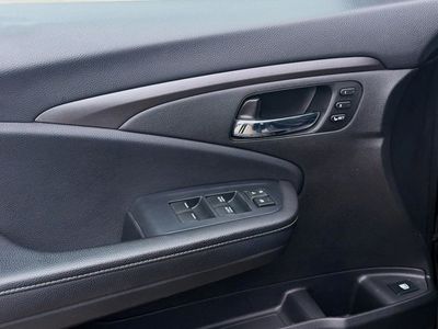 2023 Honda Ridgeline — photo 16 view