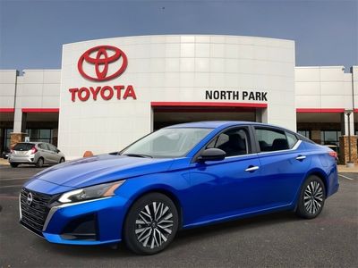 2025 Nissan Altima - Photo 1