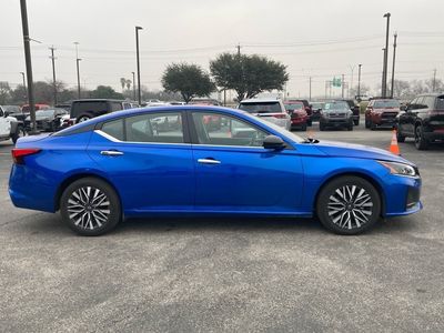 2025 Nissan Altima - Photo 4