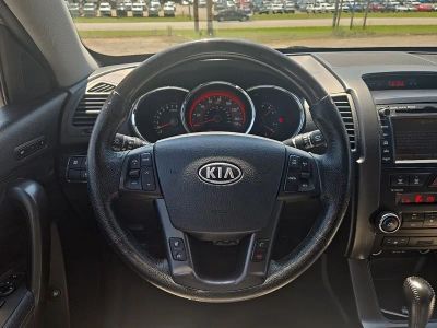 2012 Kia Sorento — rear three-quarter view