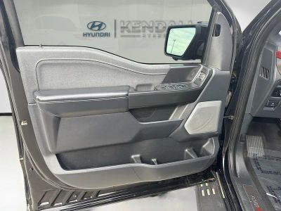 2023 Ford F-150 — photo 17 view