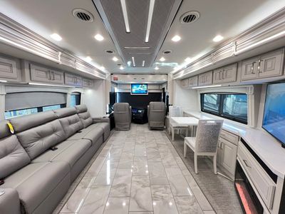 2026 Fleetwood DISCOVERY LXE - Photo 3