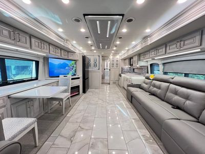 2026 Fleetwood DISCOVERY LXE - Photo 5