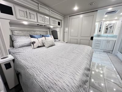 2026 Fleetwood DISCOVERY LXE - Photo 19