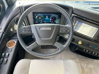 2026 Fleetwood DISCOVERY LXE - Photo 2