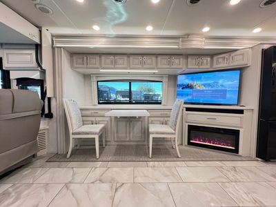 2026 Fleetwood DISCOVERY LXE - Photo 15