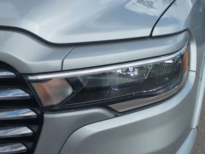 2026 Ram 1500 — photo 10 view