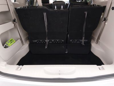 2024 Chrysler Pacifica — photo 11 view