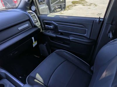 2026 Ram 2500 — photo 17 view