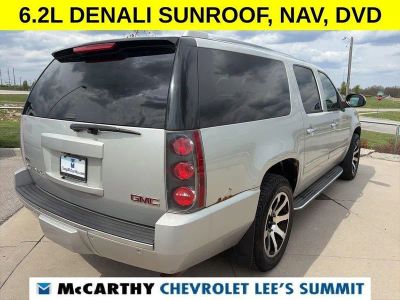 2011 GMC Yukon XL - Photo 16