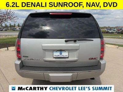 2011 GMC Yukon XL - Photo 15