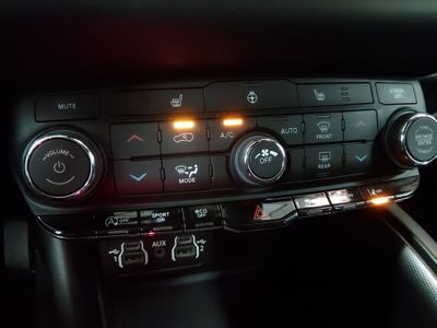 2022 Dodge Durango - Photo 19