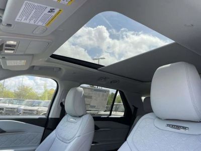 2026 Ford Explorer — photo 12 view