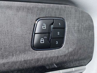 2026 Ford Explorer — photo 15 view