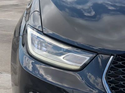 2026 Chrysler Pacifica — photo 10 view