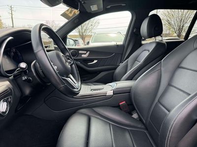 2022 Mercedes-Benz GLC - Photo 4