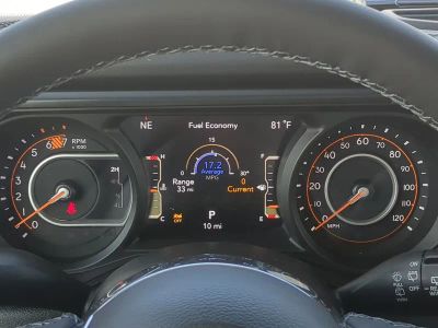 2026 Jeep Wrangler — photo 33 view