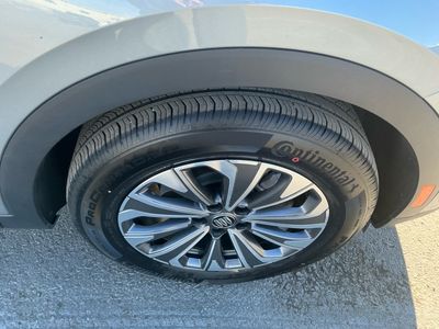 2025 Buick Envision - Photo 22