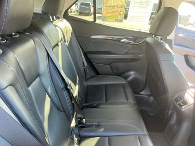 2025 Buick Envision - Photo 18