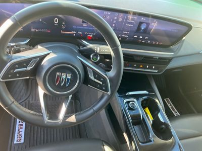 2025 Buick Envision - Photo 14