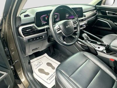 2025 Kia Telluride — photo 9 view