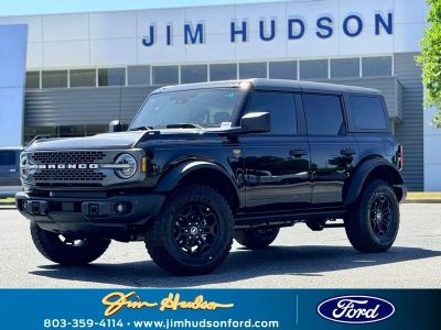 2026 Ford Bronco Badlands in Shadow Black — front three-quarter view
