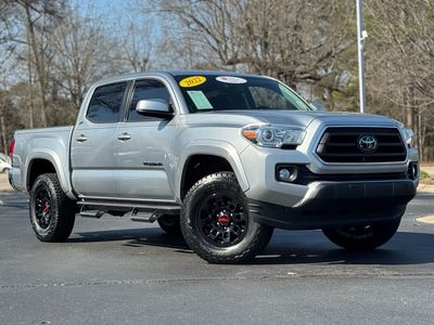 2022 Toyota Tacoma SR5 Double Cab - Photo 2