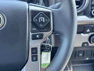 2022 Toyota Tacoma SR5 Double Cab - Photo 28