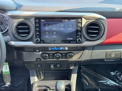 2022 Toyota Tacoma SR5 Double Cab - Photo 15