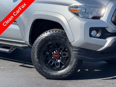 2022 Toyota Tacoma SR5 Double Cab - Photo 5