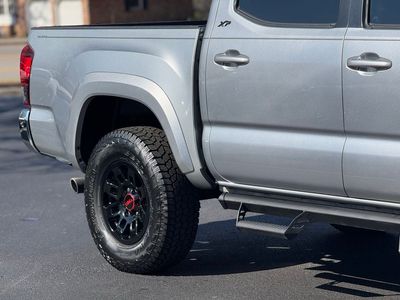 2022 Toyota Tacoma SR5 Double Cab - Photo 8