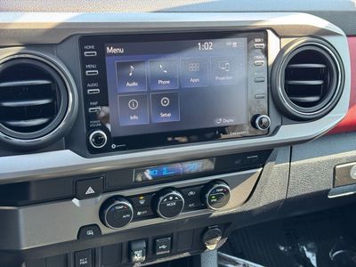 2022 Toyota Tacoma SR5 Double Cab - Photo 30