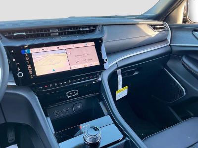 2026 Jeep Grand Cherokee — photo 23 view