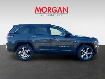 2026 Jeep Grand Cherokee — photo 8 view