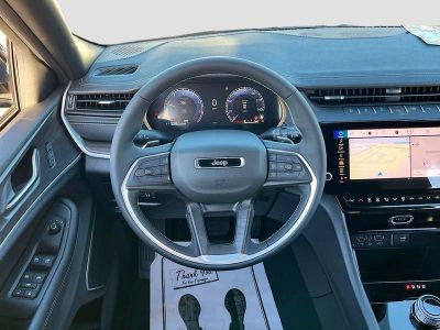 2026 Jeep Grand Cherokee — photo 22 view