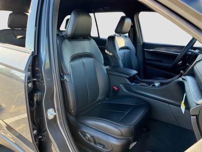 2026 Jeep Grand Cherokee — photo 27 view