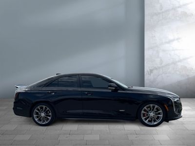 2024 Cadillac CT4-V - Photo 4