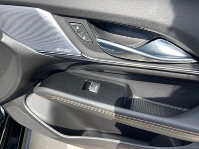 2024 Cadillac CT4-V - Photo 15