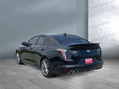 2024 Cadillac CT4-V - Photo 3