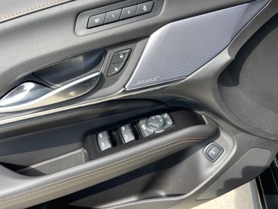 2024 Cadillac CT4-V - Photo 13