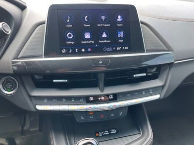 2024 Cadillac CT4-V - Photo 11